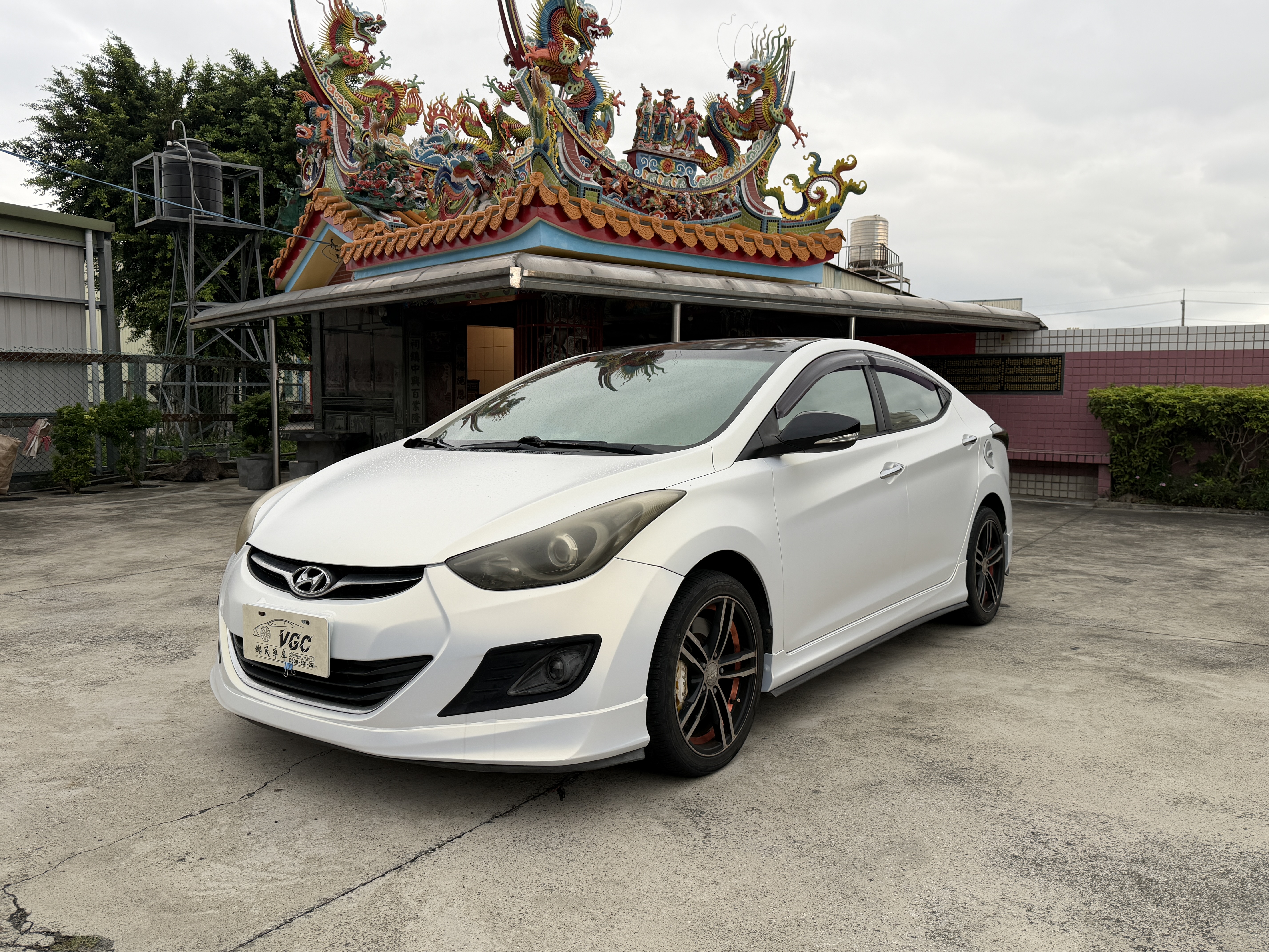 現代 Elantra